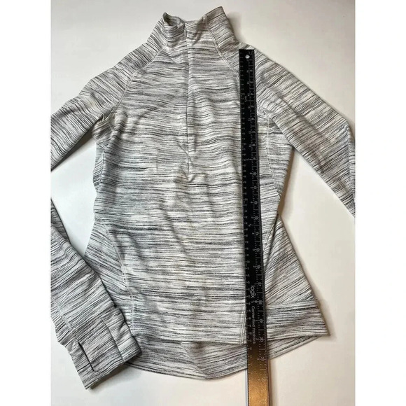 Lululemon Outrun The Elements 1/2 Zip Pullover Size 2 Space Dye White Black - Picture 3 of 7